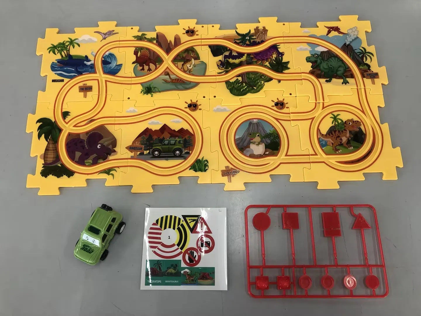 Children puzzle electric railroad speeder with DIY assembly track and automatic car, dinosaur theme