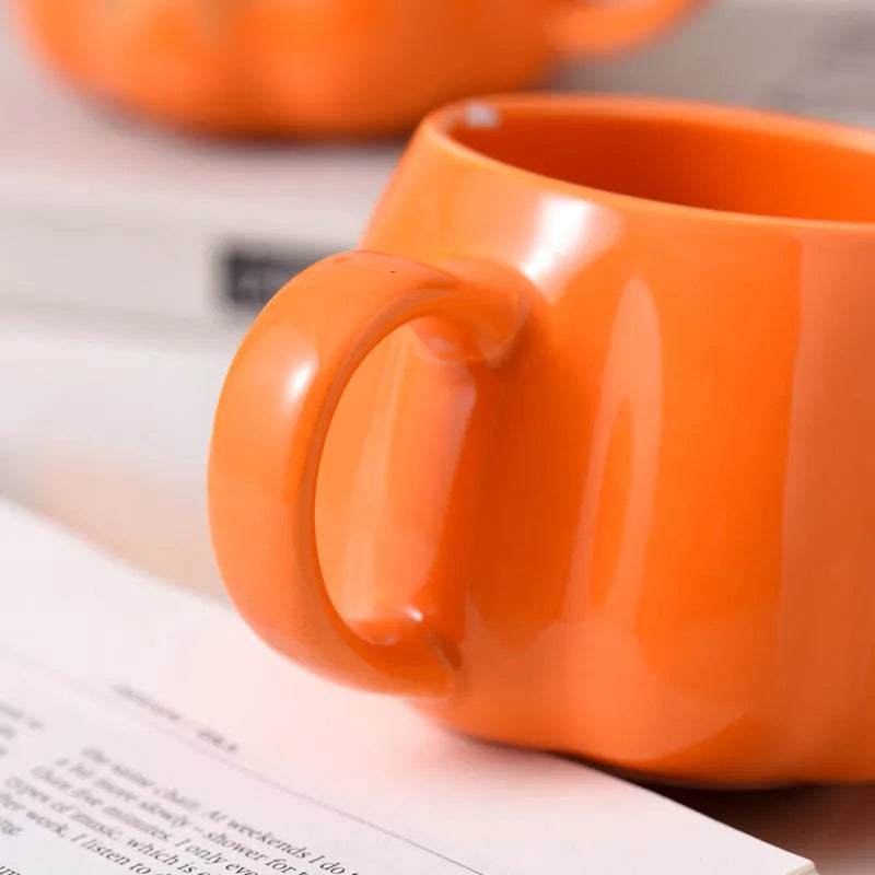 Halloween Christmas cartoon ceramic mug black expression bone china 400ml round shape