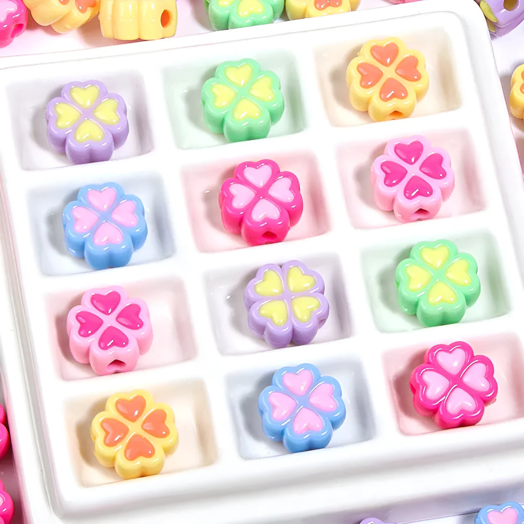 15mm acrylic four-leaf clover beads with love pattern in random mixed colours
