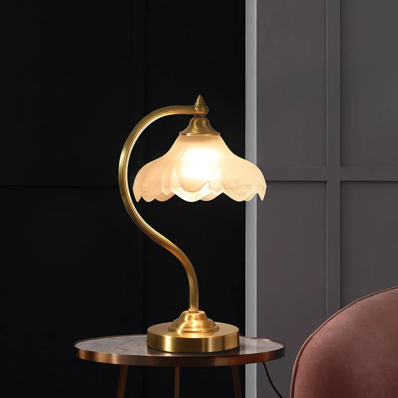 Gold copper and glass bedside table lamp, 23cm diameter and 42cm height, E27 fitting, 40W max