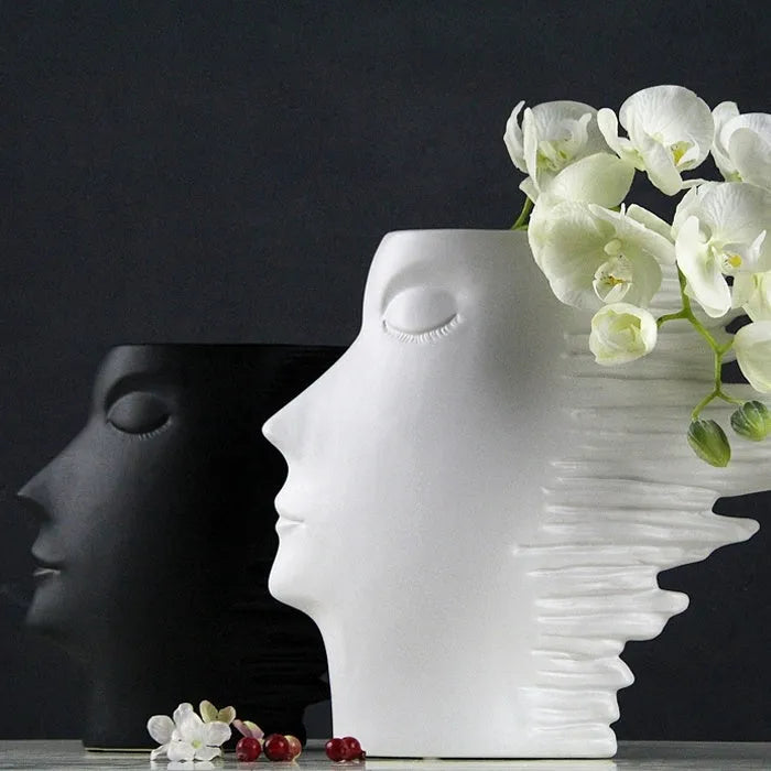 Nordic simple porcelain hanging vase with matte finish and head ornament pattern in black or white