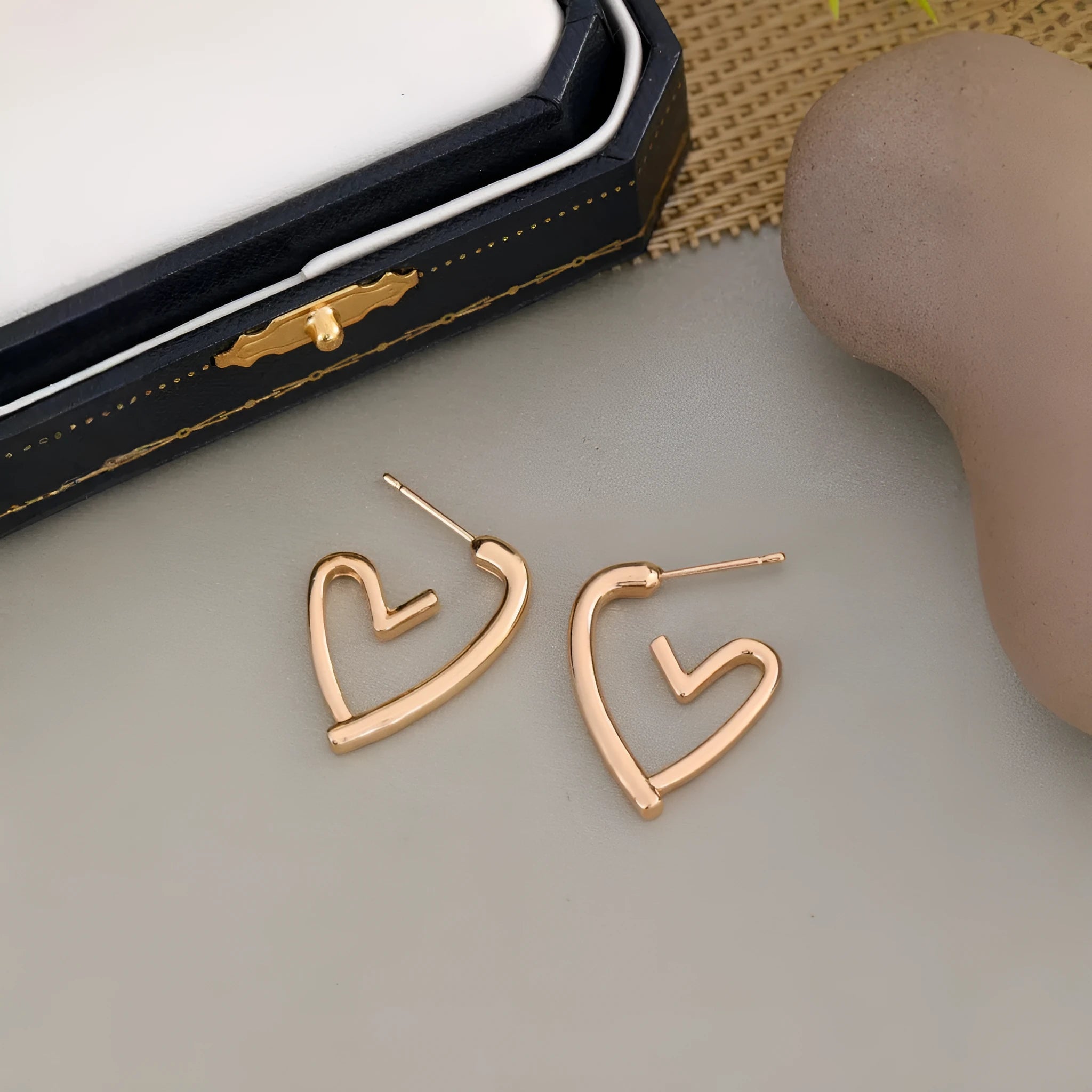 Golden love earrings for women simple cold style drop earrings minimalist alloy jewellery