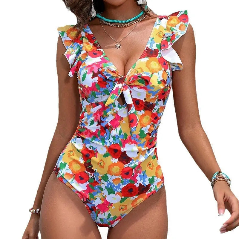 Women's printed one-piece conservative swimsuit in polyester fabric with high elasticity fit