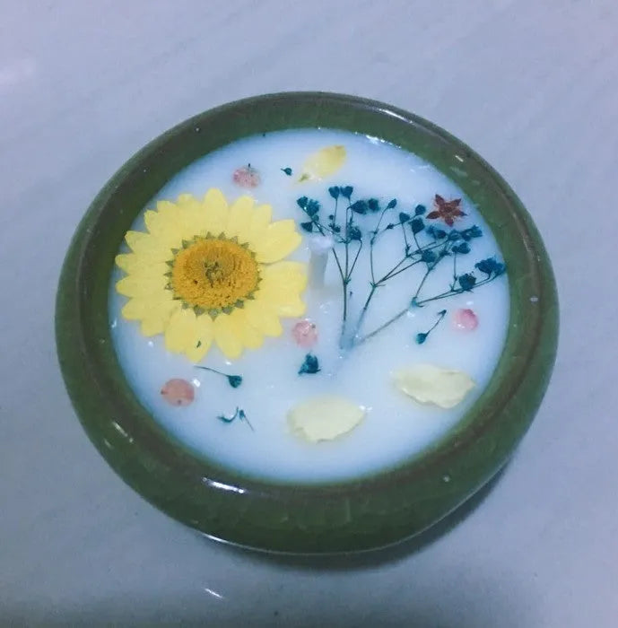 Handcrafted 10ml aromatherapy scented candle in cylindrical shape with essential oil blend