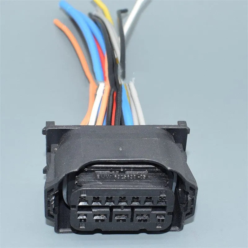 Black BMW headlight electrical plug connector part DJ7121W-1.5 for X1 E90 E92 models