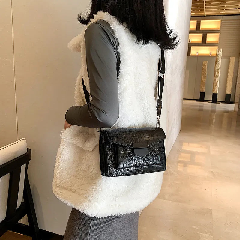 Vintage PU fabric crossbody bag with adjustable strap in multiple colour options
