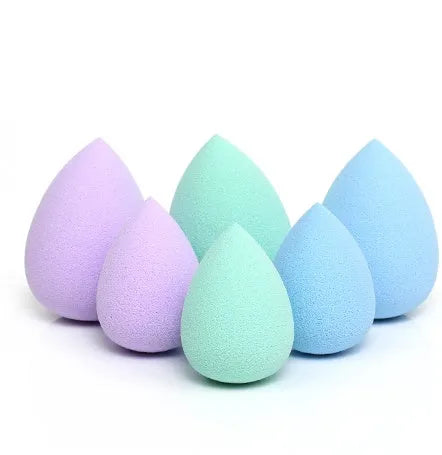 Water drop gourd-shaped latex makeup sponge in pink for foundation application