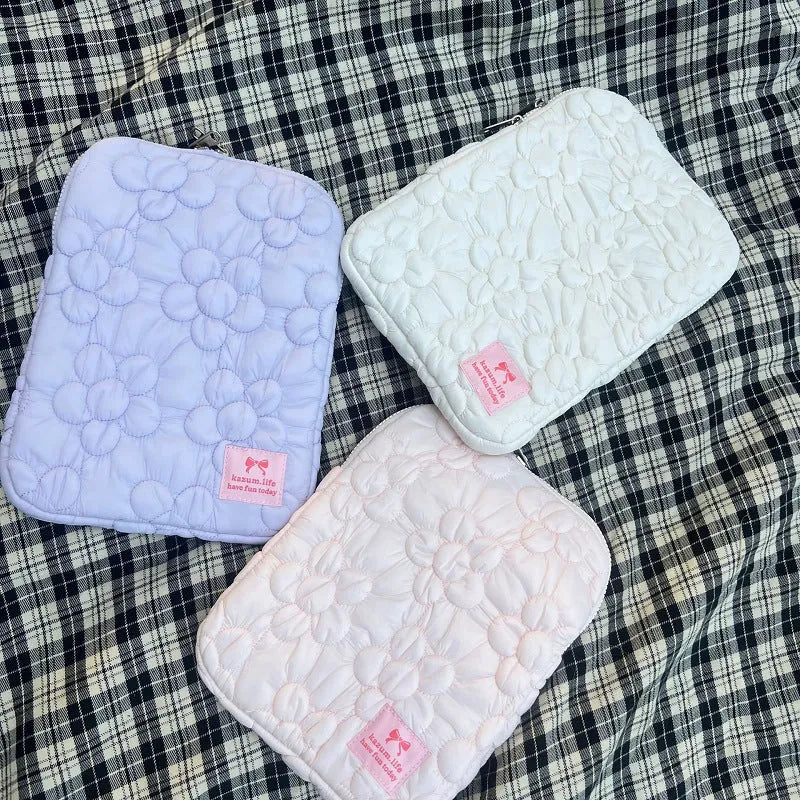 South Korea embroidered bubble cotton flower tablet PC bag for 11 13 15 inch notebook storage, milky white