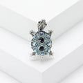 Retro rhinestone turtle brooch in alloy with diamond treatment in blue, green or red colours