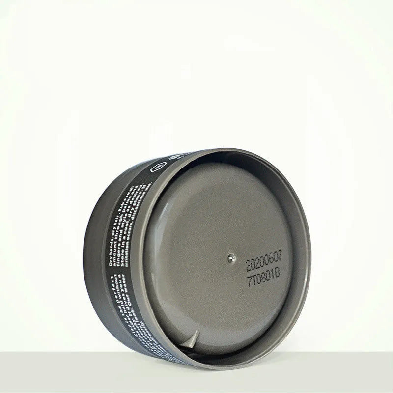 80mL pot of black non-greasy styling hair wax for short hair