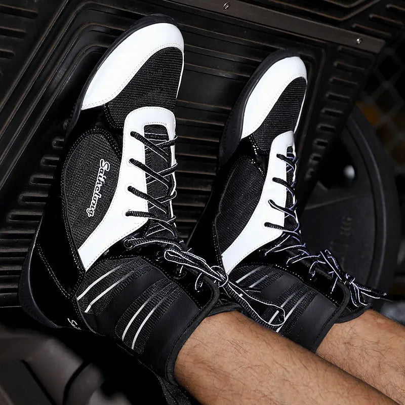 High-top combat training wrestling shoes with soft rubber soles in black gold colour