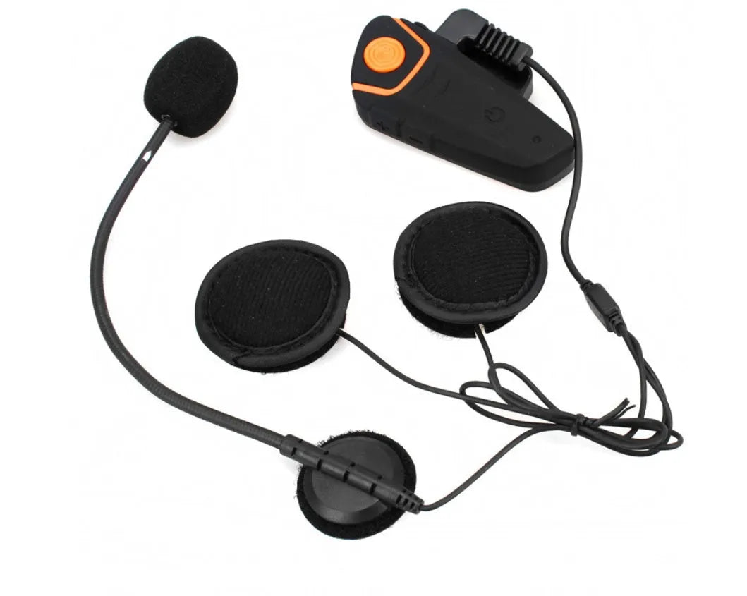 BT-S2 motorcycle Bluetooth walkie-talkie headset in black with 1000m intercom range and DSP noise cancellation