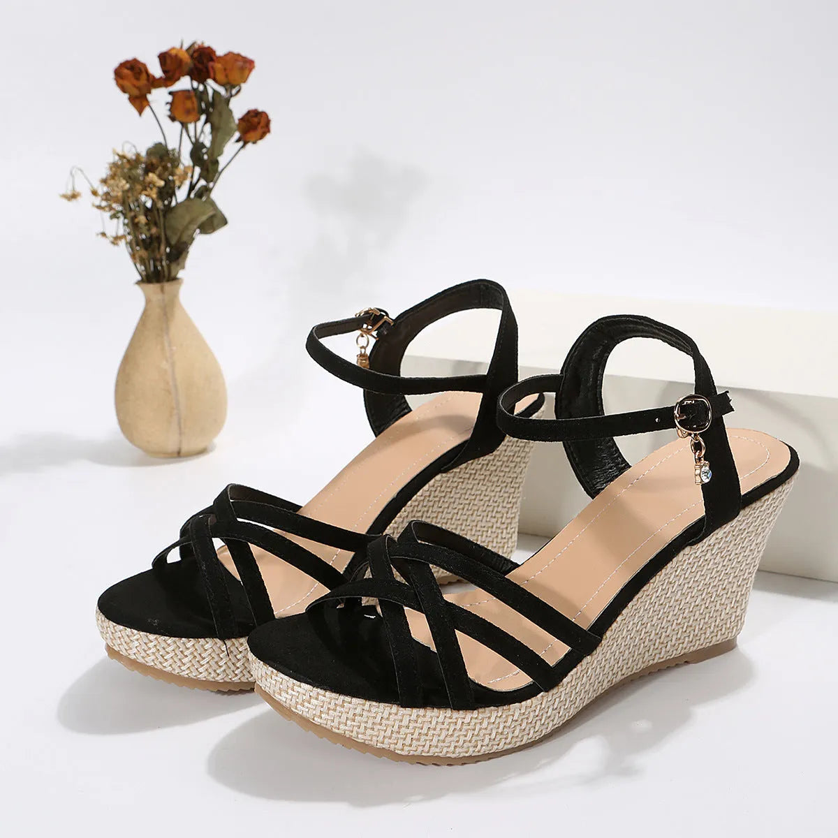 Women's wedge sandals with cloth upper and fish mouth toe design in black and white