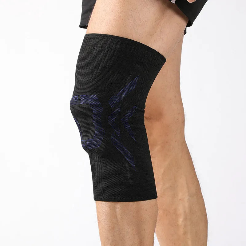 Sports knee pad in black and grey, black and blue, or light blue, sizes S to XL for running and outdoor use