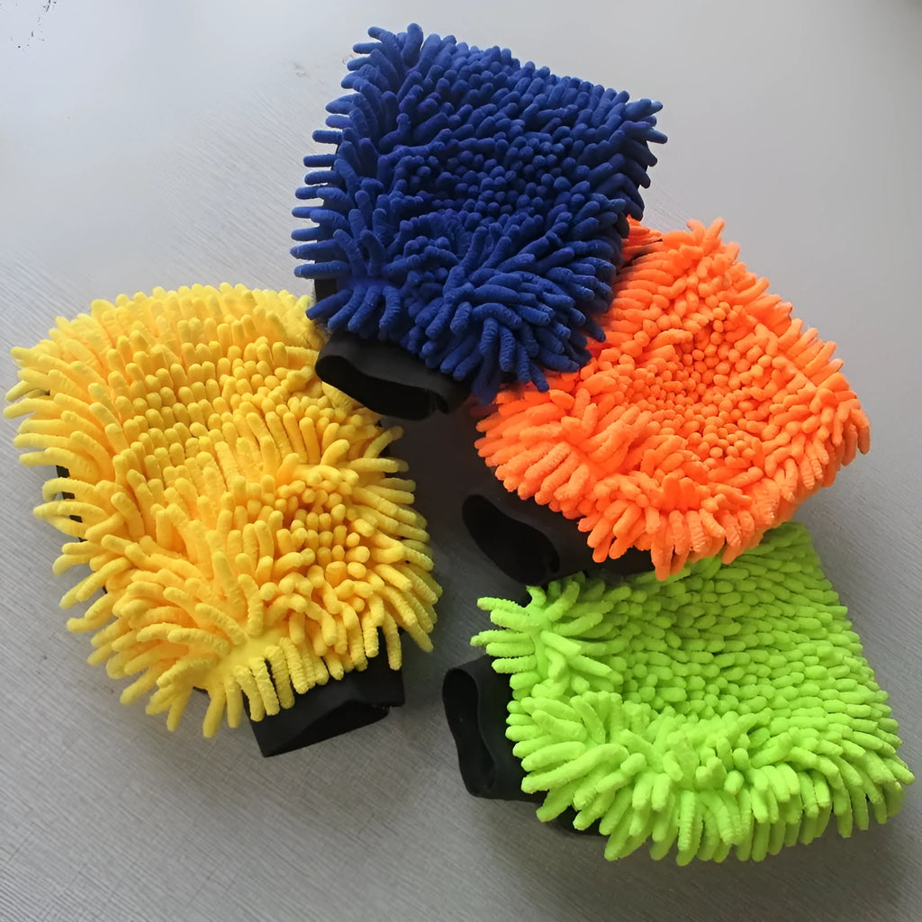Microfiber car wash gloves in orange colour, 26x20cm, 80% polyester 20% nylon fabric