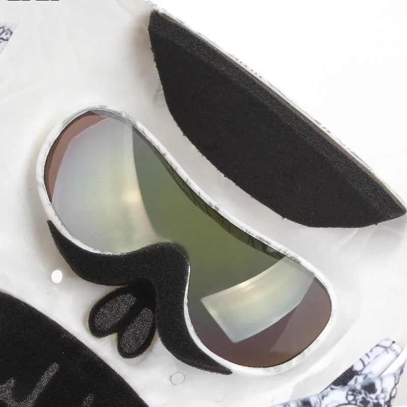 Motorcycle windproof skull goggles with high-definition lens and face mask in black, size 20x16 cm, 235g