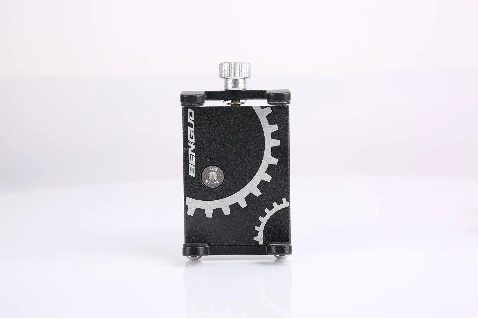 Aluminium alloy bicycle phone holder with fixed mount design in black, red and titanium colour options