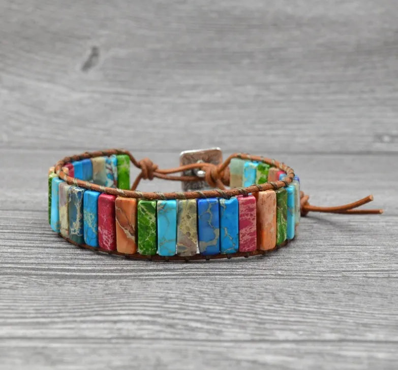 Hand-woven leather bracelet with coloured agate stone, adjustable 17cm, ethnic geometric style