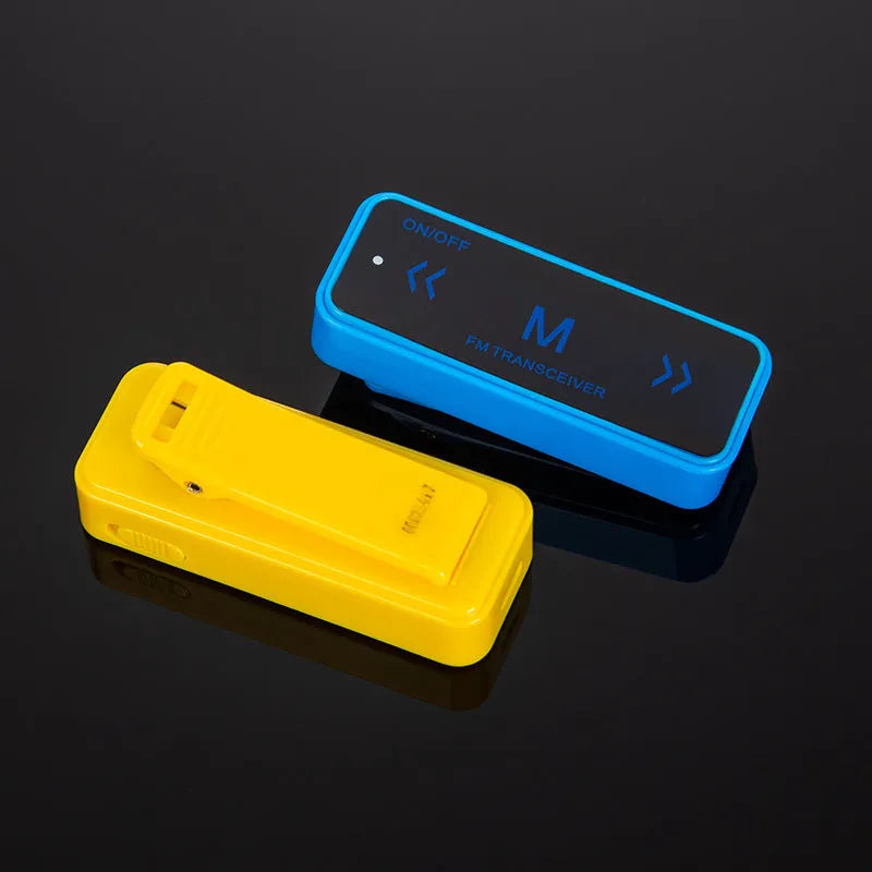 Mini ear-hook walkie-talkie for hair salon use with lithium battery and USB charging, random colour