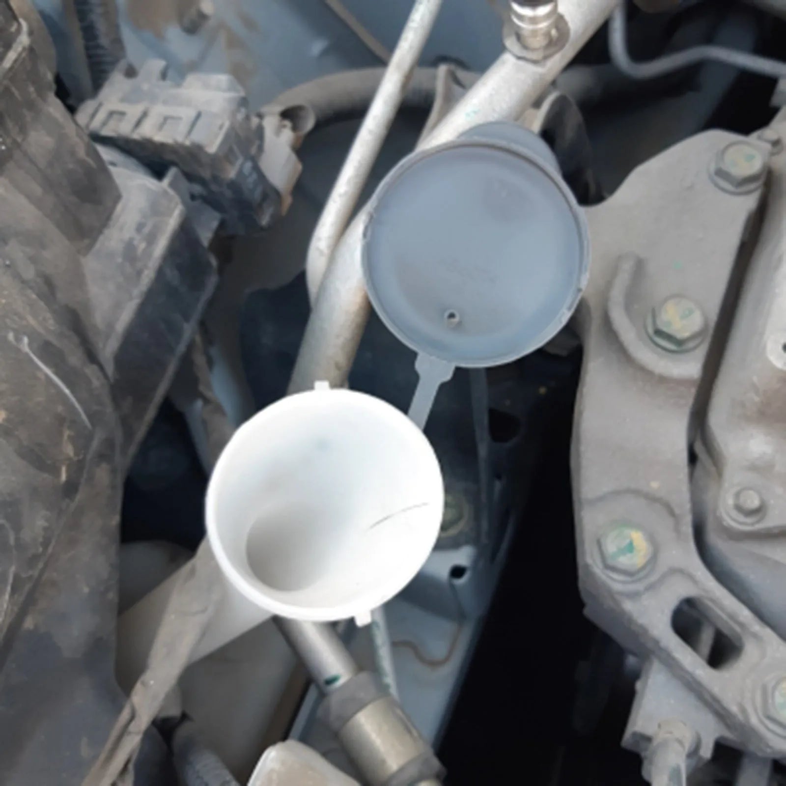 Grey automotive glass kettle cover replacement part for Nissan Teana and related vehicle models
