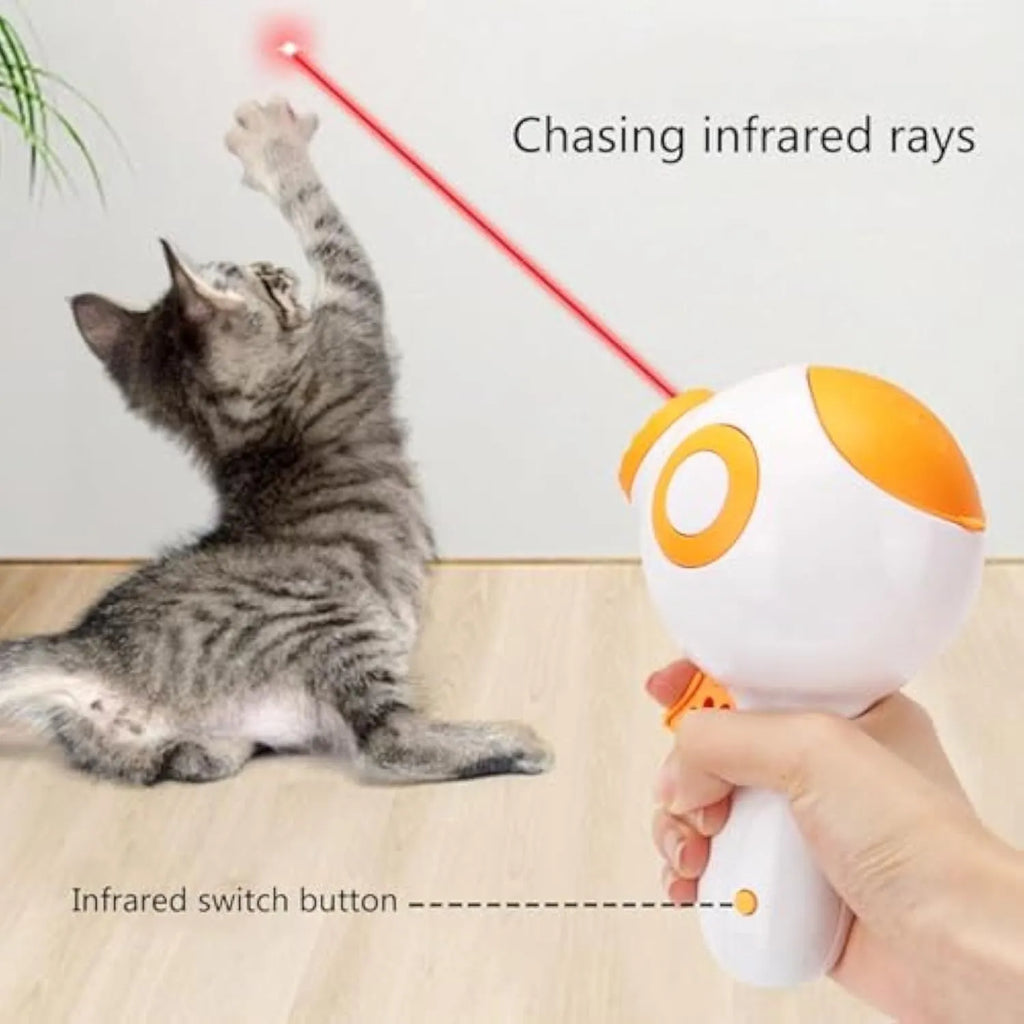Green dog treat launcher toy for interactive play and training, measuring 15.5 x 9 x 8.5 cm