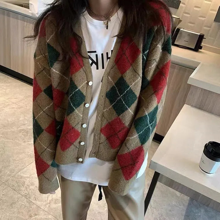 Women's knitted casual cardigan coat in pink green black light khaki dark khaki colours Japanese Korean style
