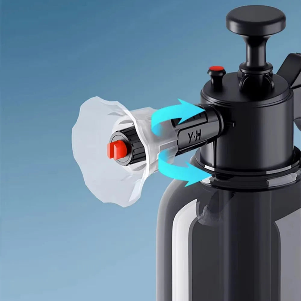 2L black manual car wash foam sprayer with hand-press pump, fan nozzle, and explosion-proof PP body
