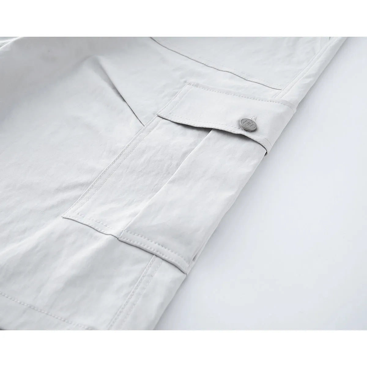 Men's Japanese-style retro loose casual shorts in polyester fibre, available in white, khaki, black, and gray