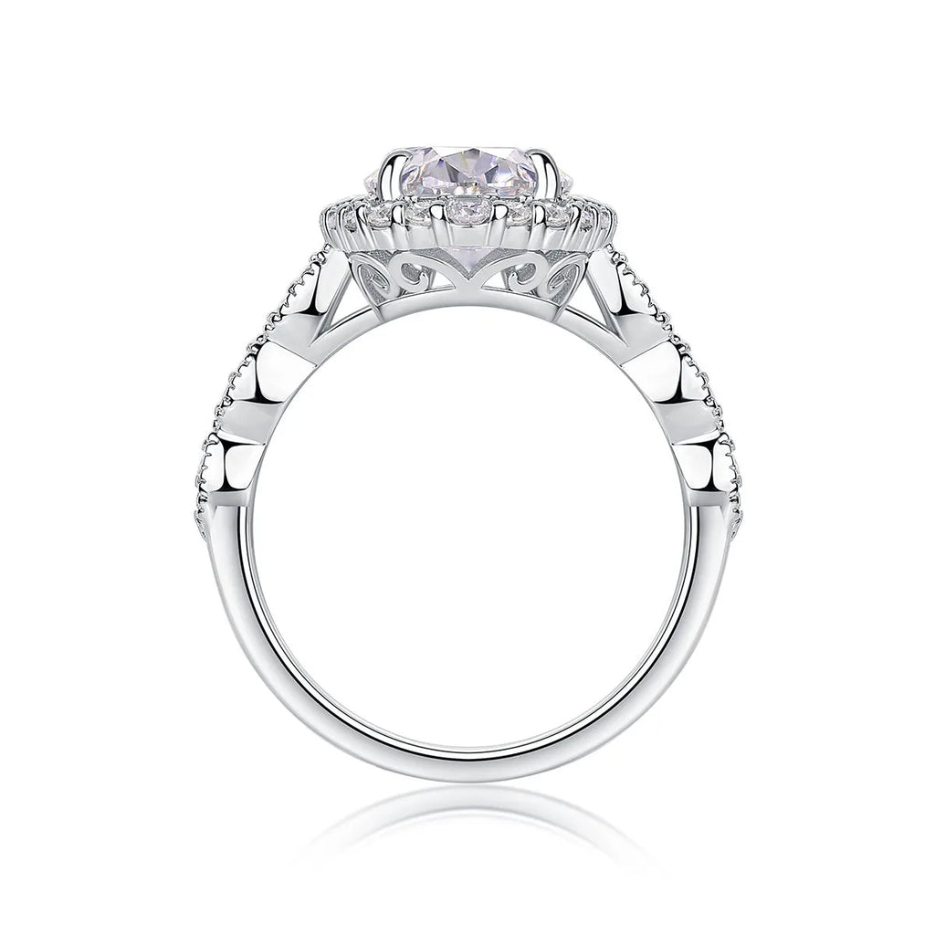 Egg-shaped moissanite wedding ring set in S925 silver with platinum plating, 8x12mm stone, sizes 5-9