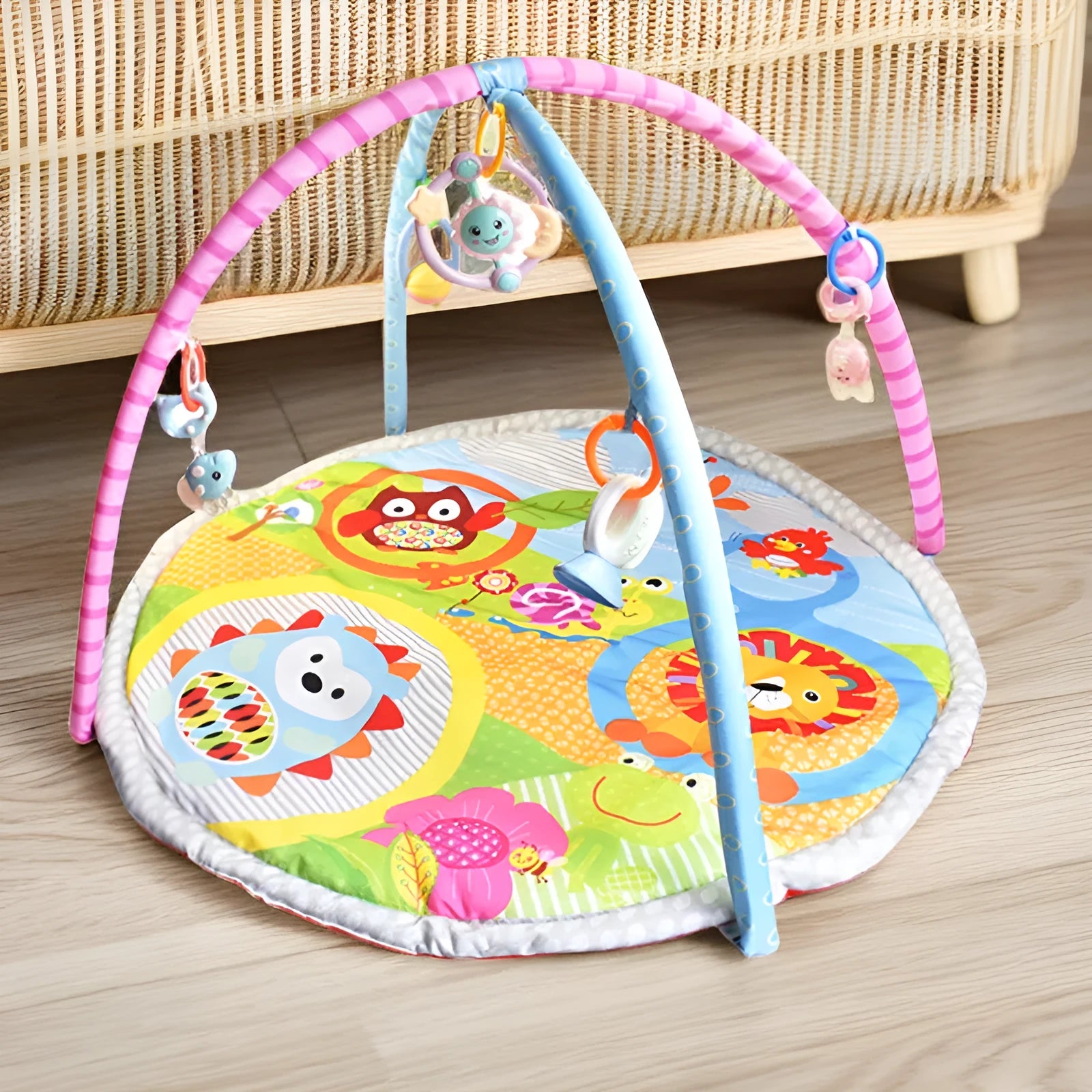 Velvet baby gymnastics game blanket with animal pattern for ability training.