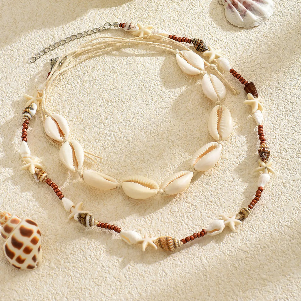 Bohemian shell necklace with geometric pendant for women in colour X1900 on regular chain