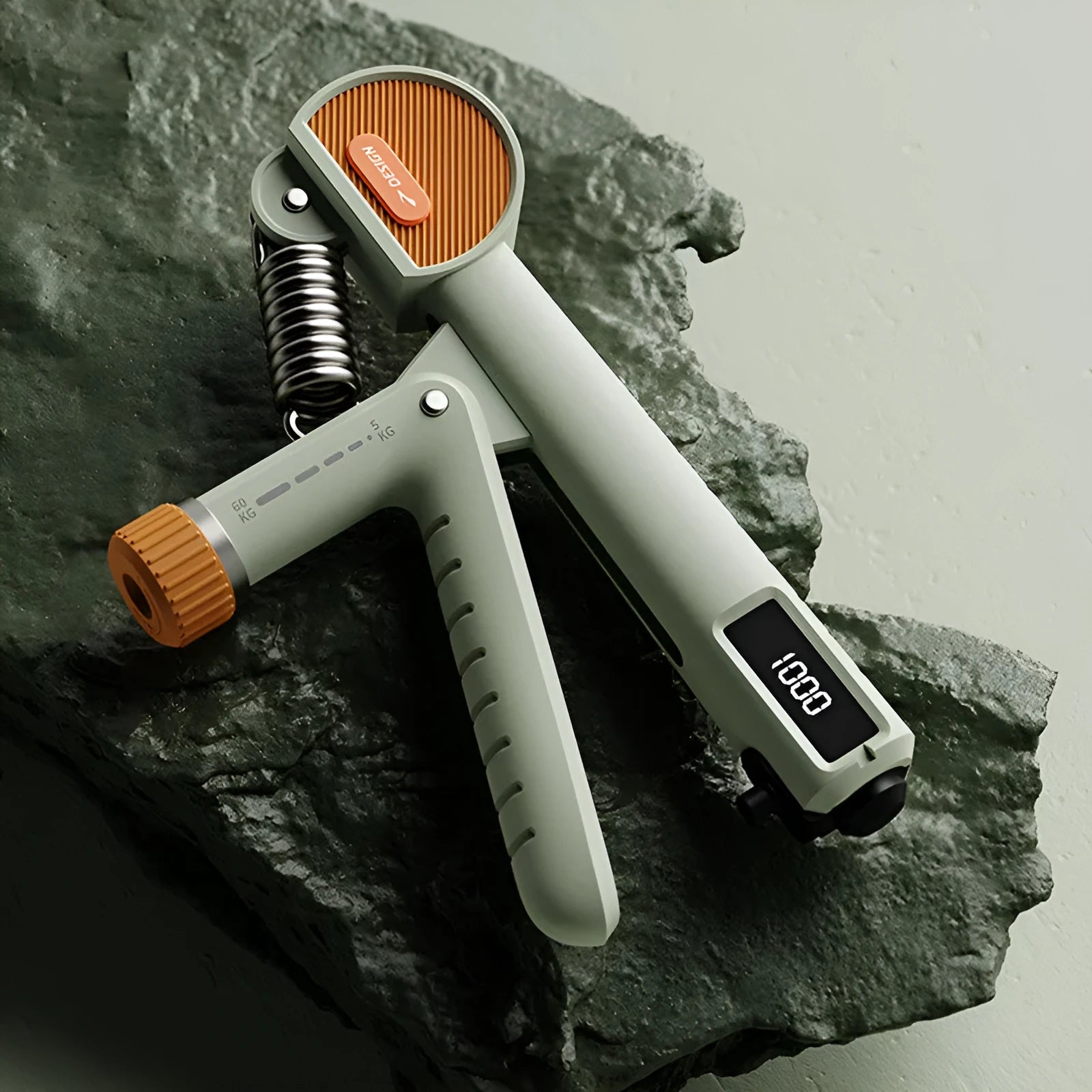 Count adjustable spring hand grip strengthener in ABS plastic with three colour options