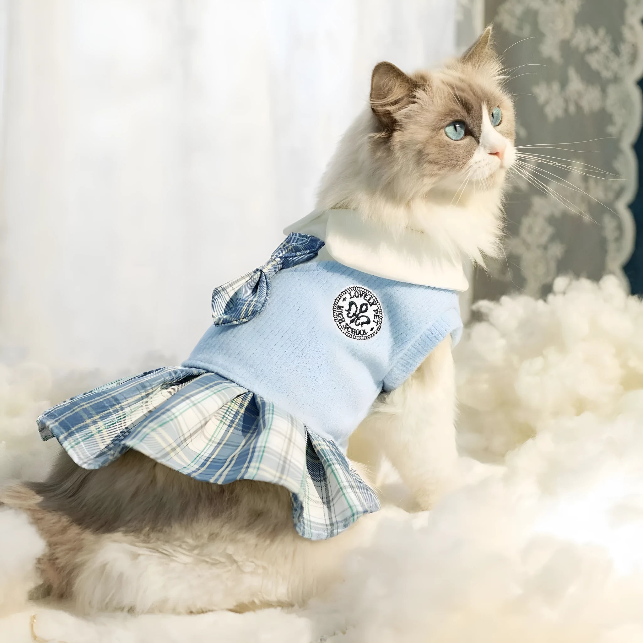 Polyester tartan skirt for small pets in princess style with blue green pink colour options
