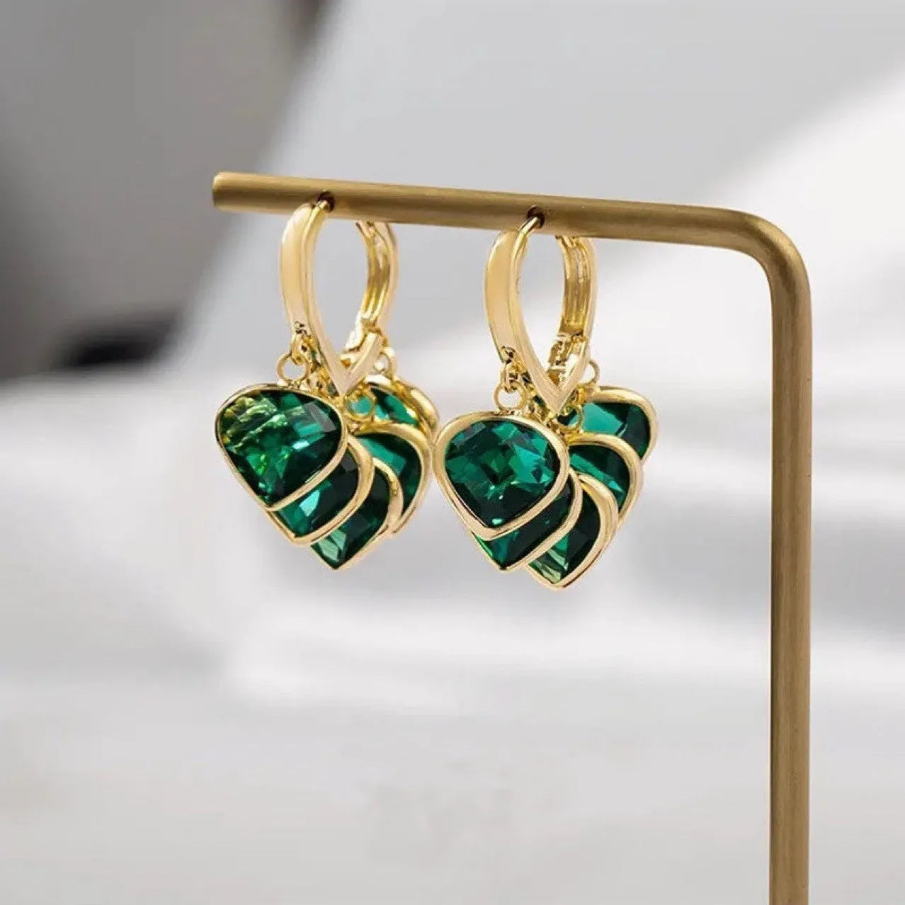 Green heart-shaped Korean style ear clip earrings with glass and artificial gemstone detailing