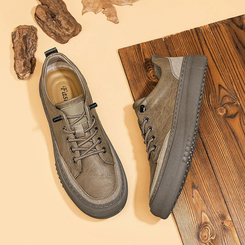 British round toe men's leather casual shoes in black with microfiber upper and rubber sole