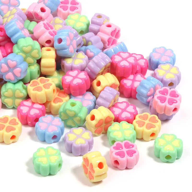 15mm acrylic four-leaf clover beads with love pattern in random mixed colours
