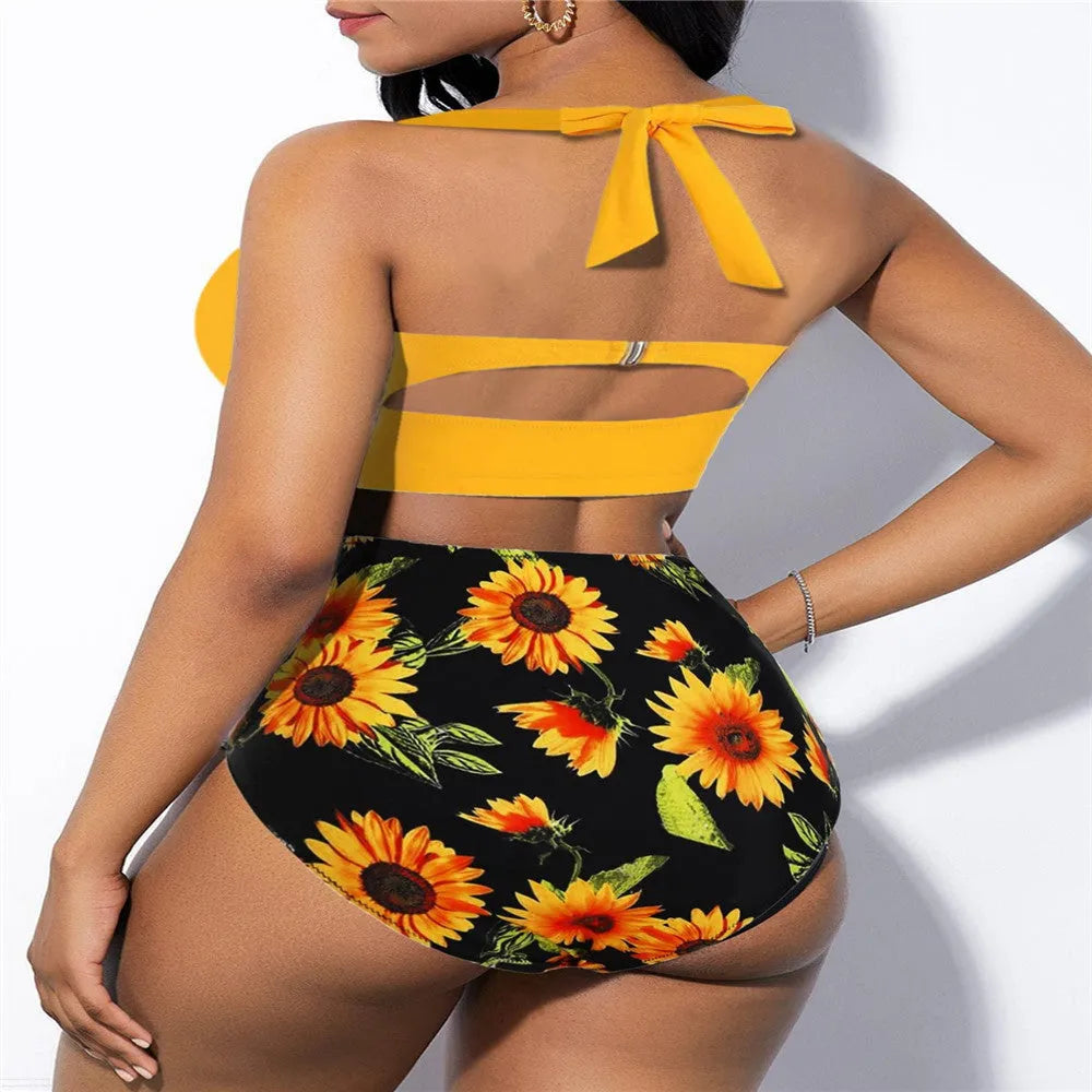 High-waisted plus size swimsuit in black flower design, polyester, no steel bracket, with chest cushion