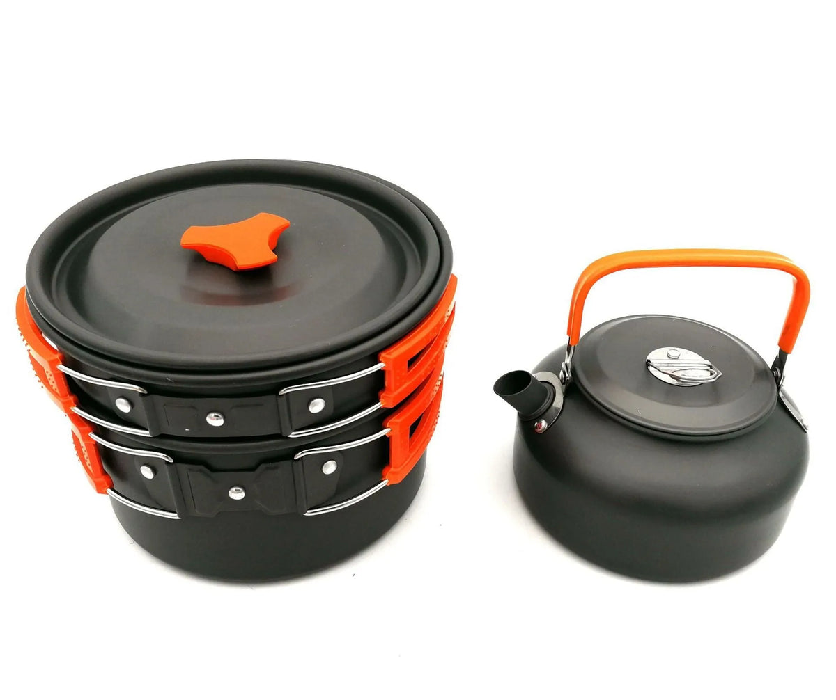 Hard alumina camping cookware set with boiler, frying pan, 800 ml teapot, two stainless steel cups and mesh bag