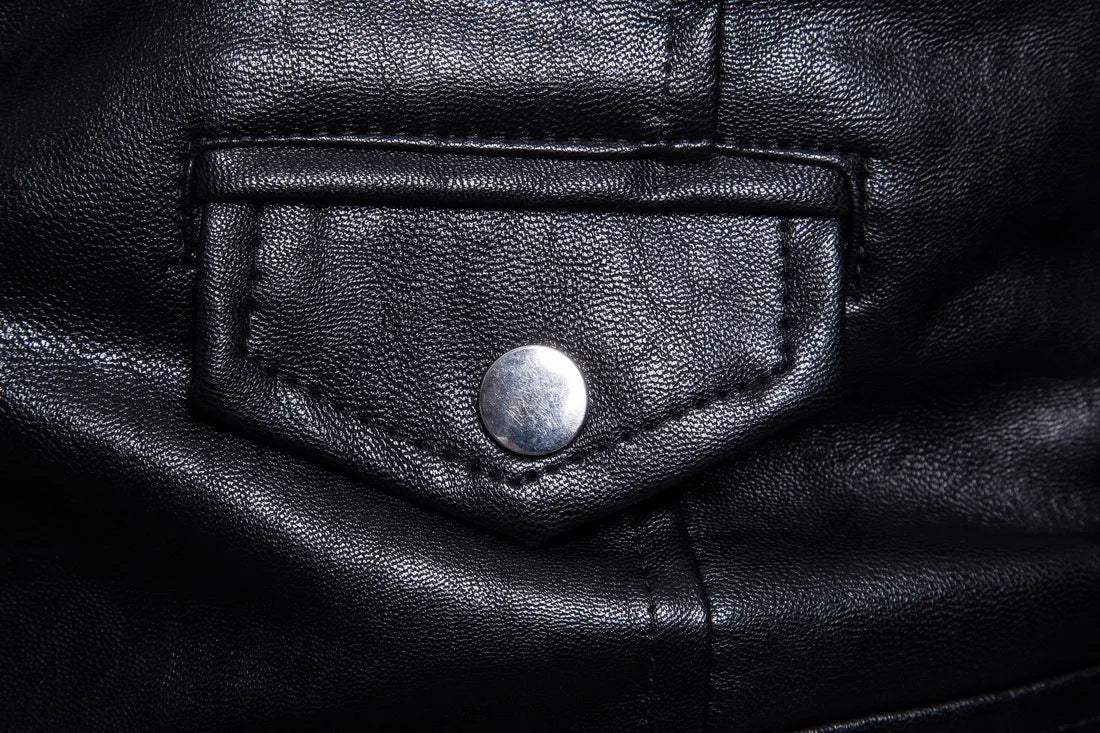 Men's black sheepskin leather jacket with suit collar and zip front, fit cut, not hooded
