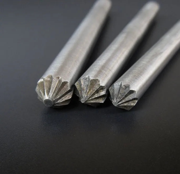 Silver leather punch tool with steel handle, 100mm full length, 10mm blade width, for leather production and DIY leathercraft