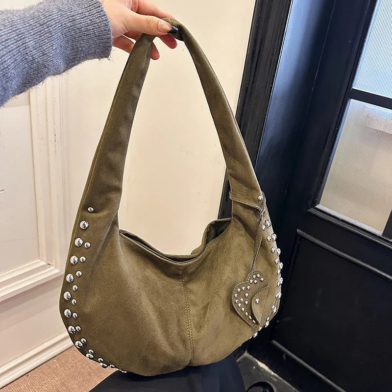 Soft plush casual tote handbag for women in a strapless retro design.