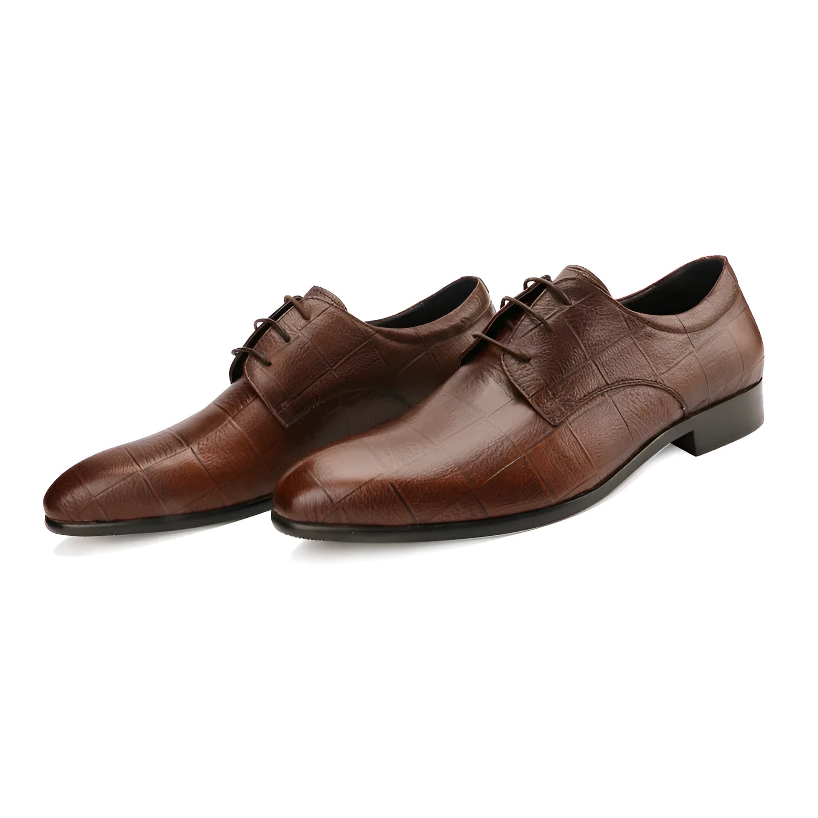 Men's black leather Derby shoes with checkered detail and pointed toe on rubber sole