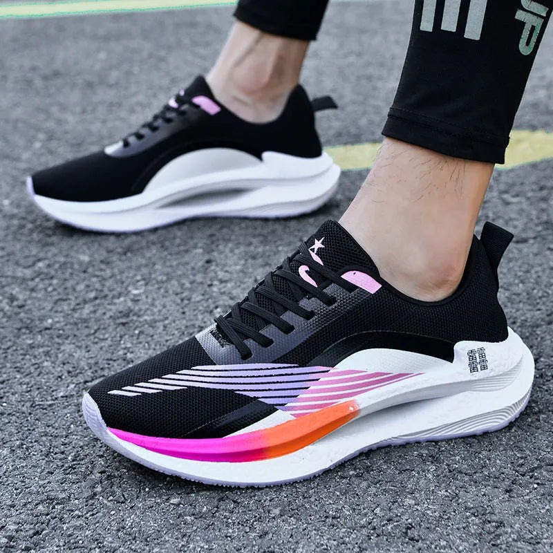 Flyknit low top wedge heel sneakers for men in solid colour