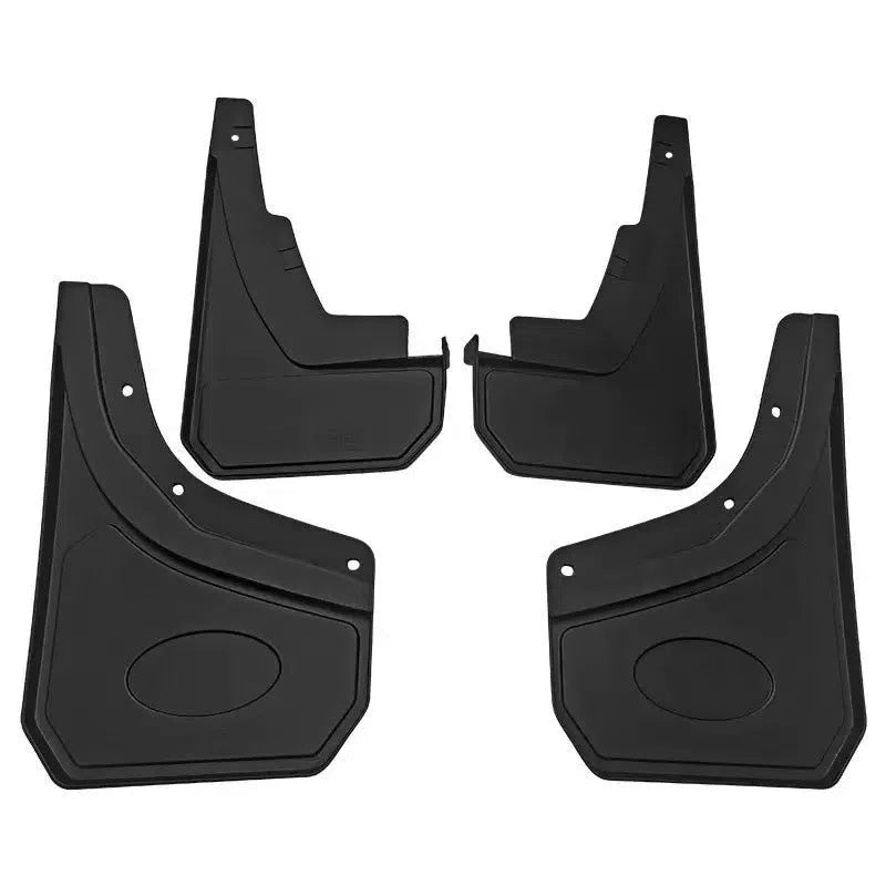 Plastic mudguard set for Land Rover Defender 90/110 large version including screws and buckles