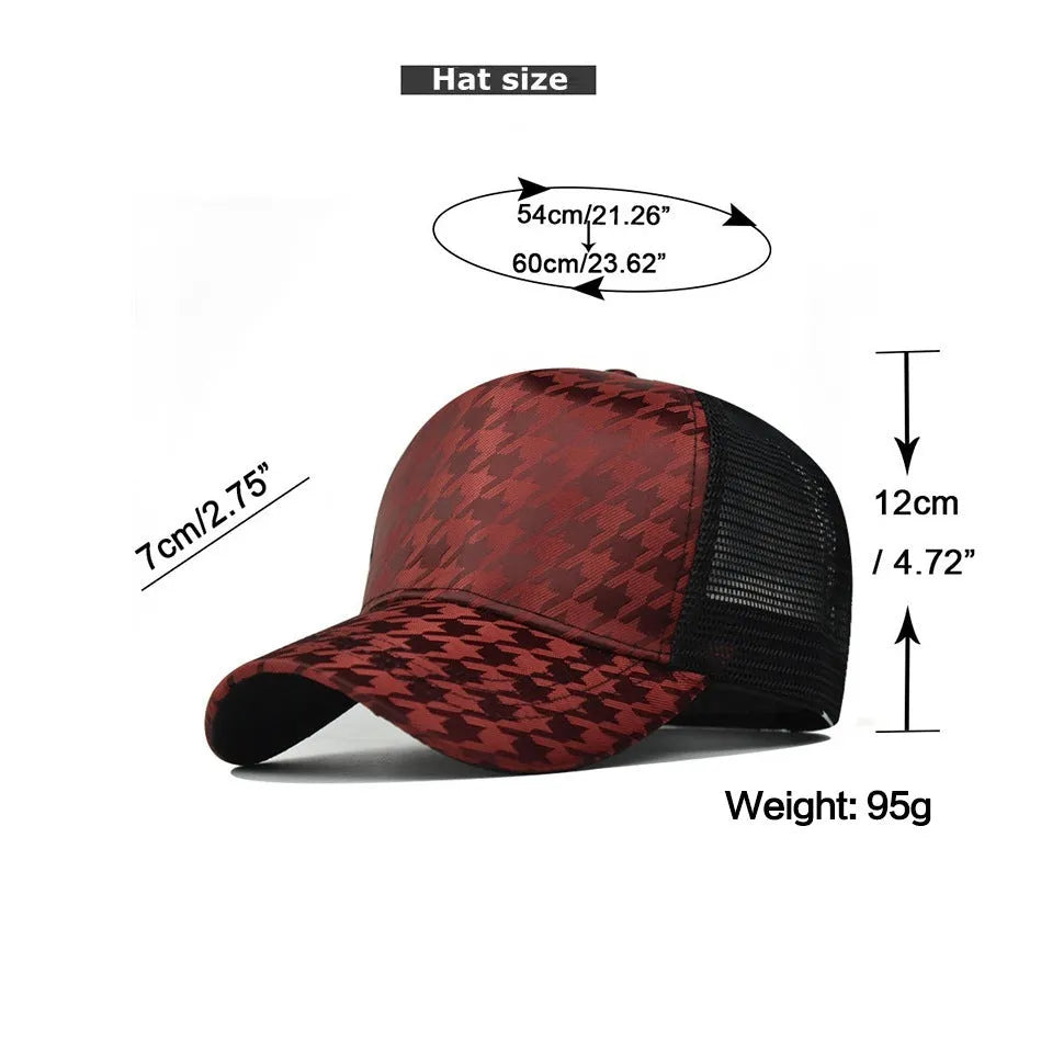 Houndstooth baseball cap in woolen plaid, size M 56-58cm, available in red, grey, or black for men and women