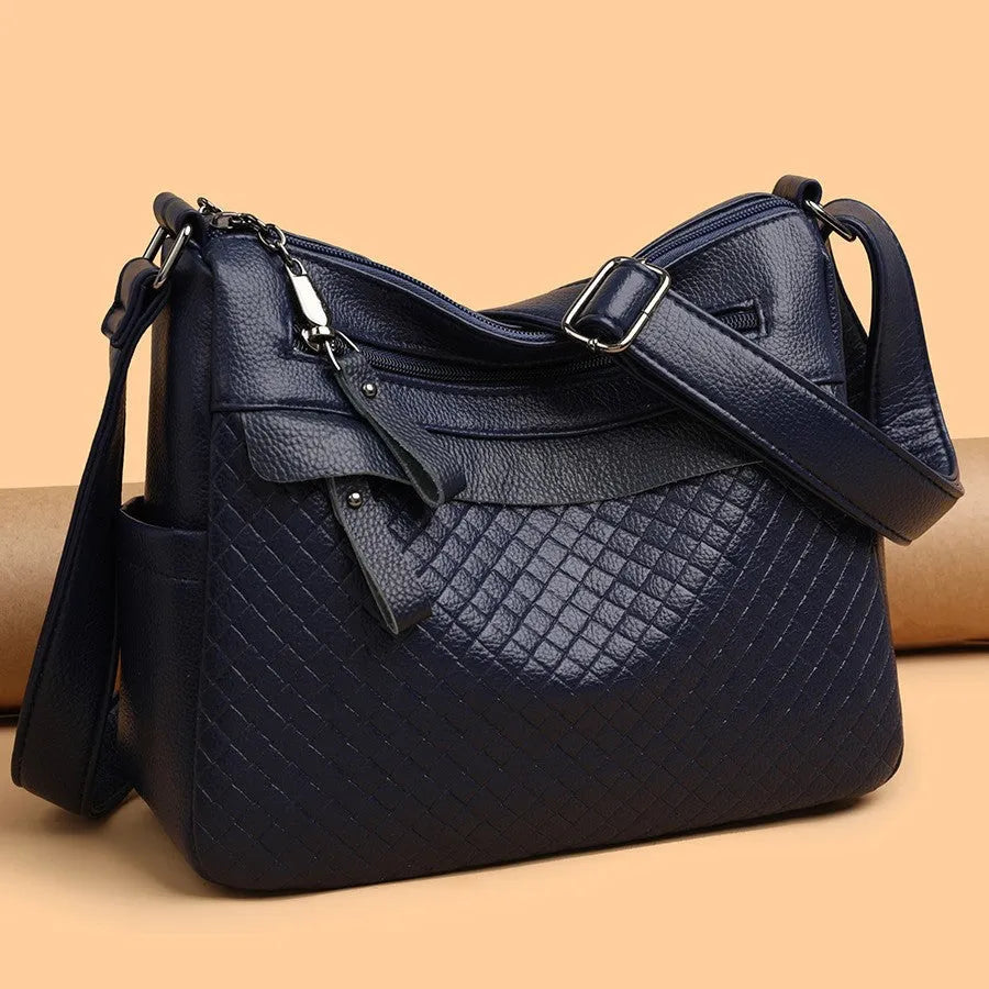 Women's soft PU crossbody bag in urban minimalism style with diamond pattern stitching, 28x22x11cm