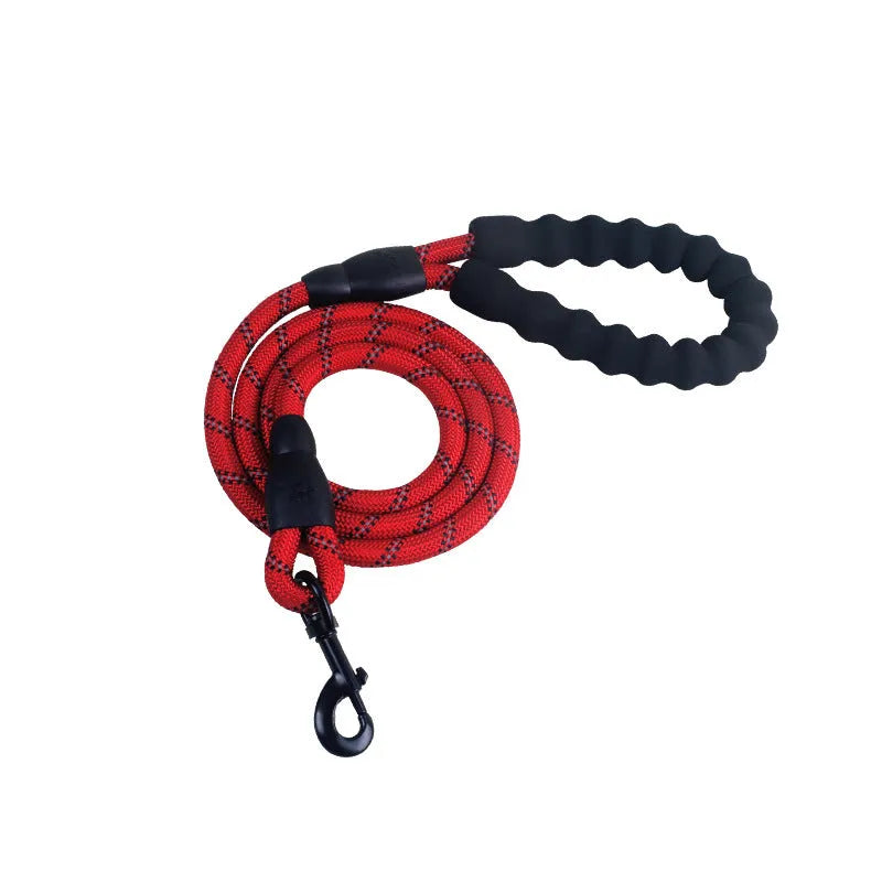 Reflective nylon dog leash 1.5m with black foam handle and zinc alloy hook on a black background