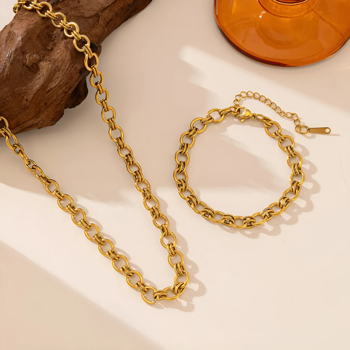 European And American Ins Style 18K Gold-Plated Chain Bracelet Made of Titanium Steel with O-Ring Chain for Women as Necklace Ornament in Gold