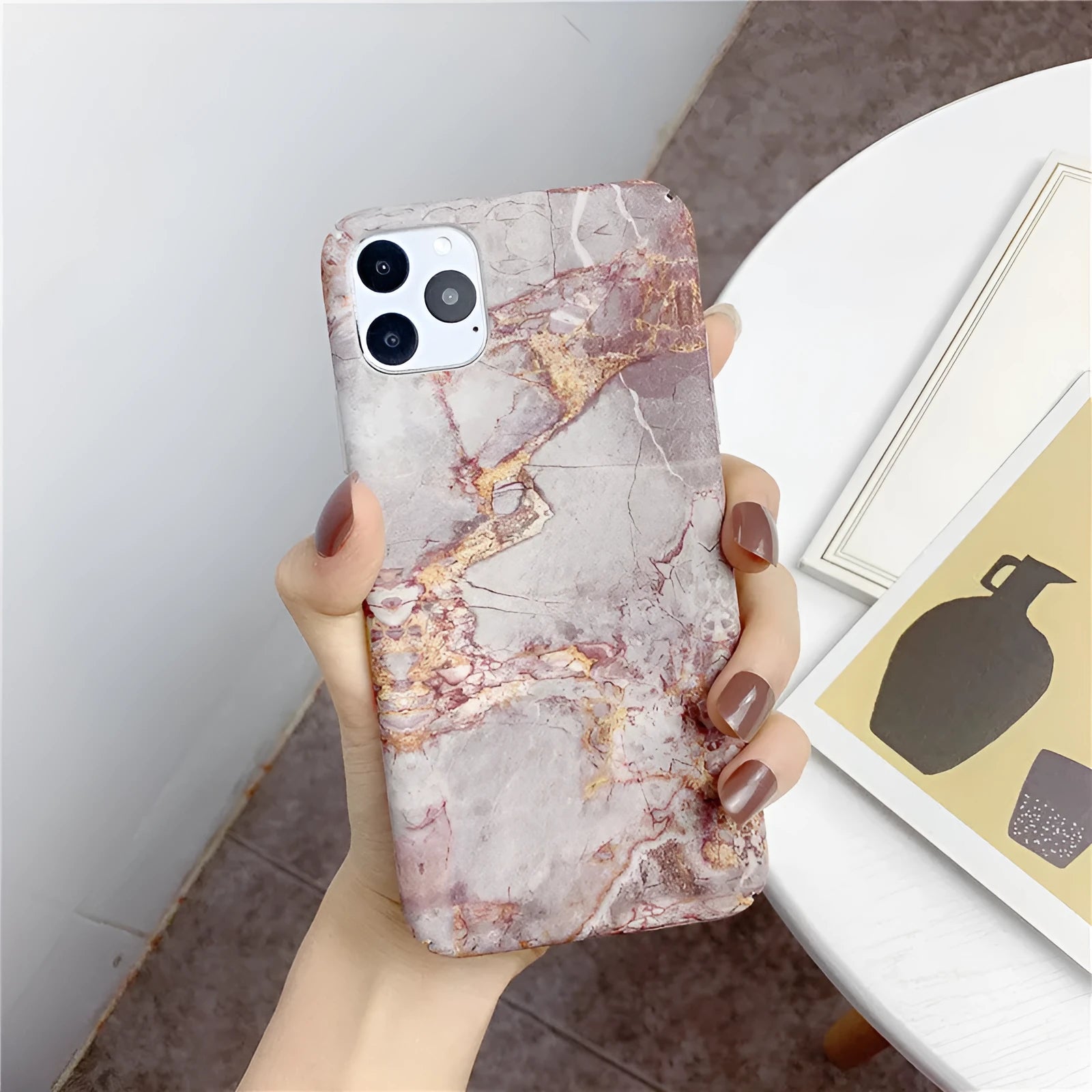 Marbled geometric pattern polycarbonate hard case for mobile phones.