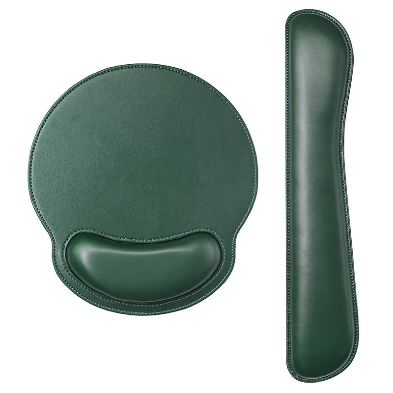 Wrist guard mouse pad in leather with memory cotton and keyboard holder in black finish